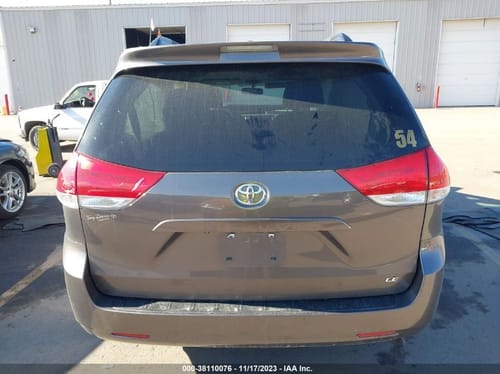 2012 Toyota Sienna
