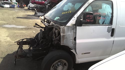 2005 GMC Expr25