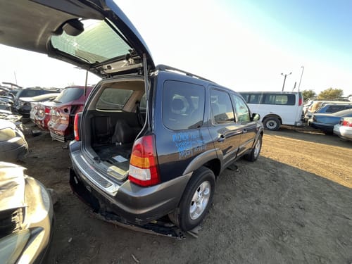 2003 Mazda Tribute