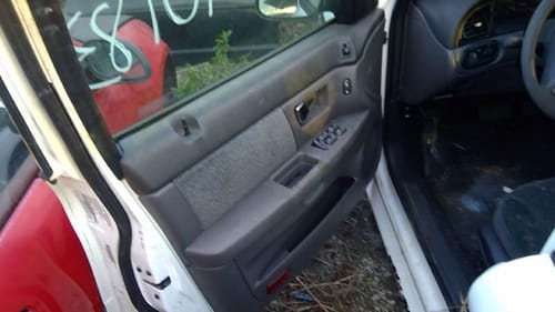 2000 Ford Taurus