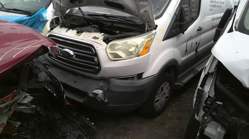 2016 Ford Tra250