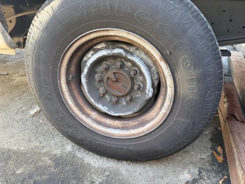 2005 Ford E-350