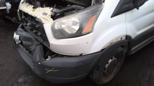 2017 Ford Tra250