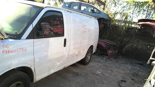 2006 GMC Expr15