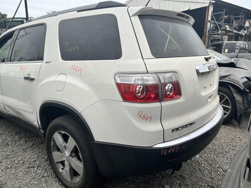 2011 GMC Acadia