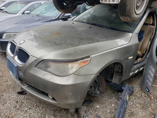 2005 BMW 530i