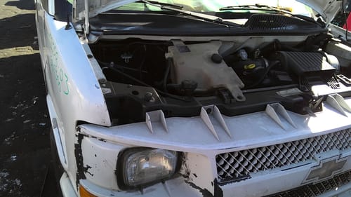 2003 GMC Expr25
