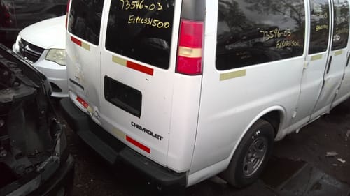 2003 GMC Expr15