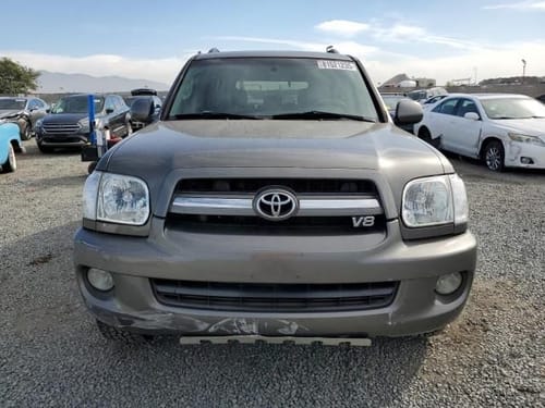 2005 Toyota Sequoia