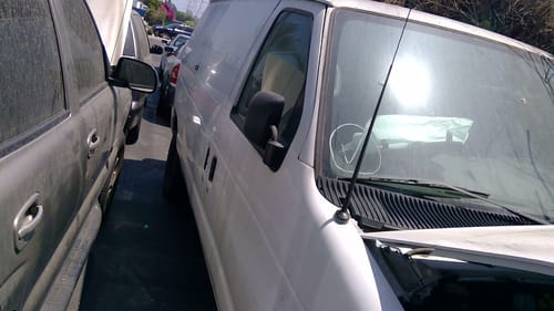 2001 Ford E-250