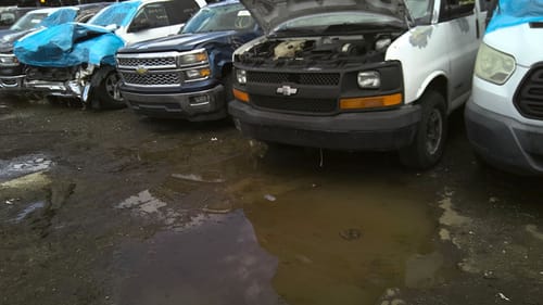 2004 GMC Expr25