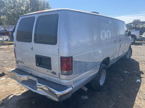 2009 Ford E-350