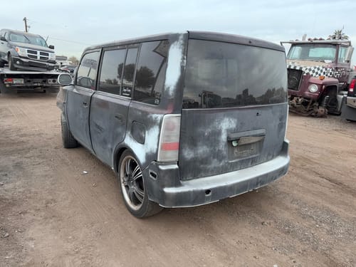 2004 Scion Xb