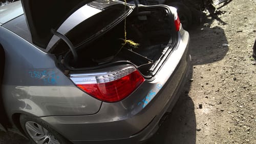 2010 BMW B528i