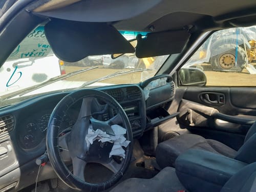 2003 GMC S10s15