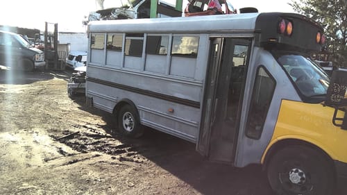 2009 GMC Expr35