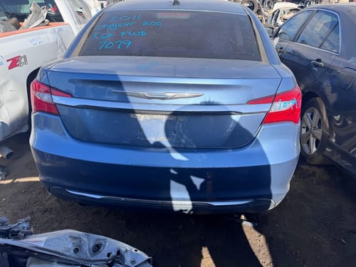 2011 Chrysler 200