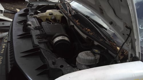 2003 GMC Expr15