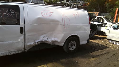2008 GMC Expr25