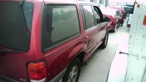 2000 Ford Explorer