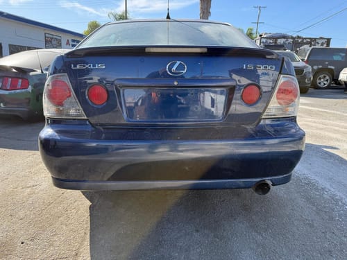 2004 Lexus Is300