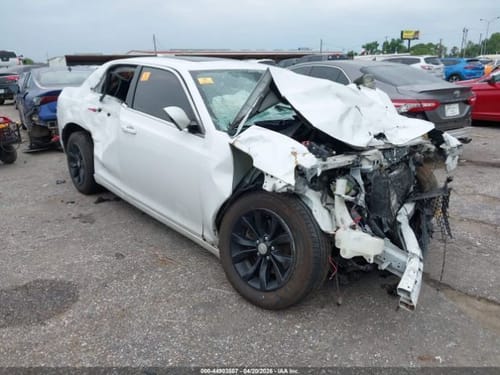2016 Chrysler 300
