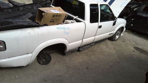 2000 GMC S10s15