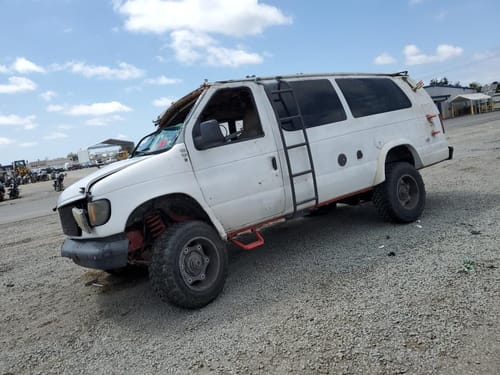 2003 Ford E-350