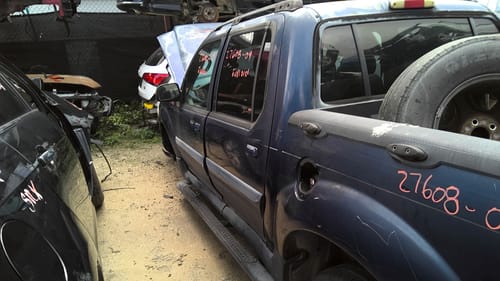 2004 Ford Explorer