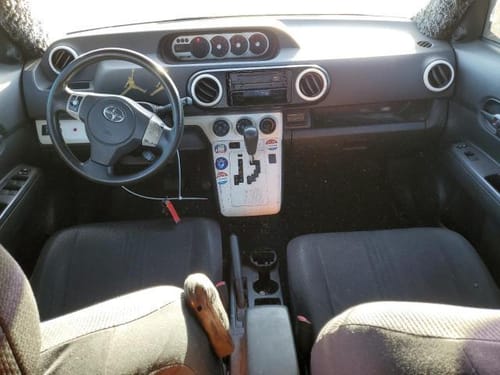 2009 Scion Xb