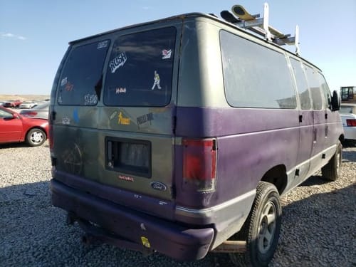 2005 Ford E-150