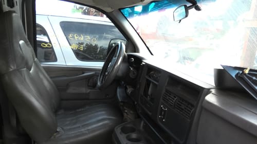 2006 GMC Expr15