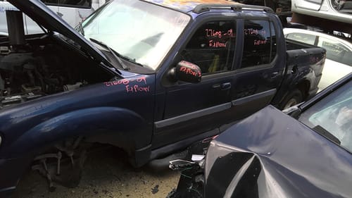 2004 Ford Explorer