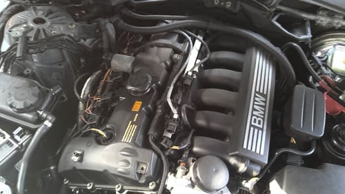 2010 BMW B528i