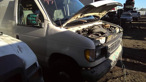 2000 Ford E-250