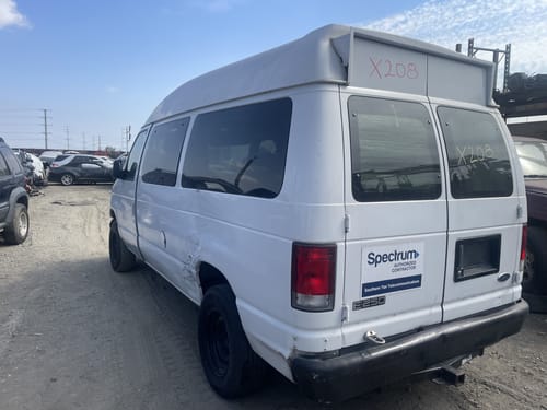 2003 Ford E-250