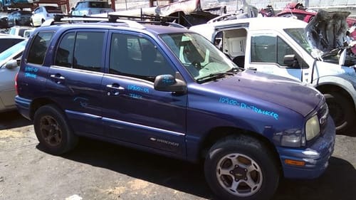 2001 Chevrolet Tracker