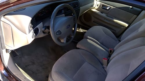 2001 Ford Taurus