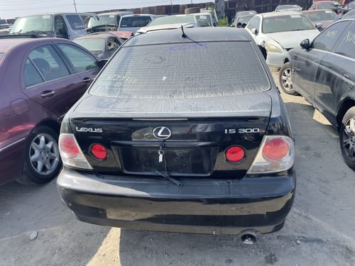 2003 Lexus Is300