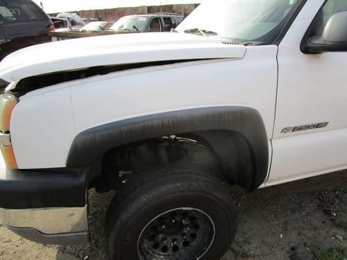 2003 GMC Silv25