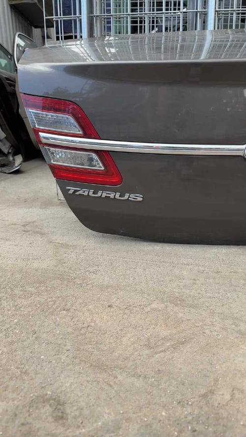 2016 Ford Taurus