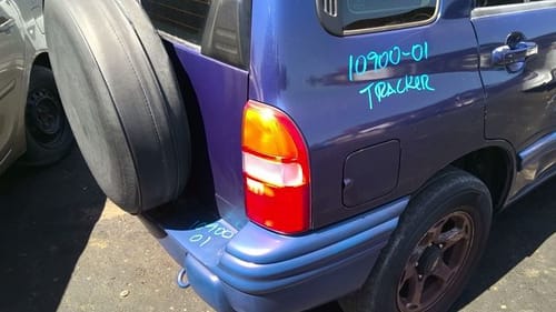 2001 Chevrolet Tracker