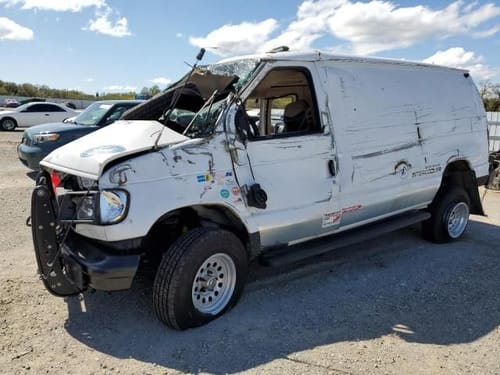 2004 Ford E-150