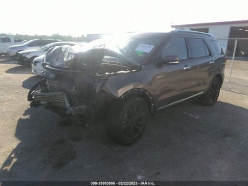 2016 Ford Explorer
