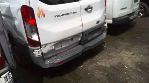 2015 Ford Tra250