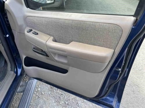 2004 Ford Explorer