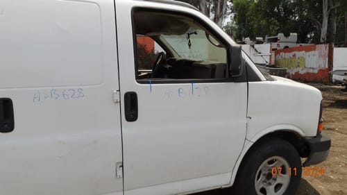 2006 GMC Expr15