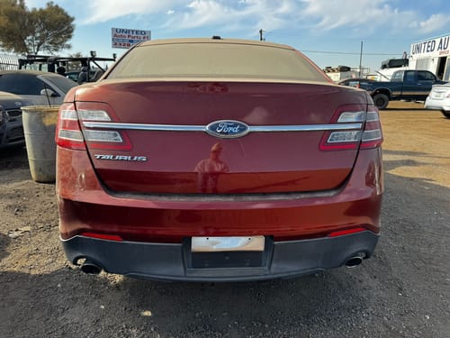 2014 Ford Taurus