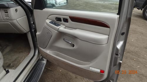 2002 Cadillac Escalade