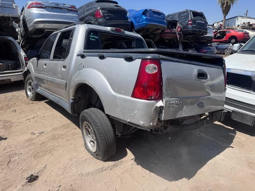 2004 Ford Explorer